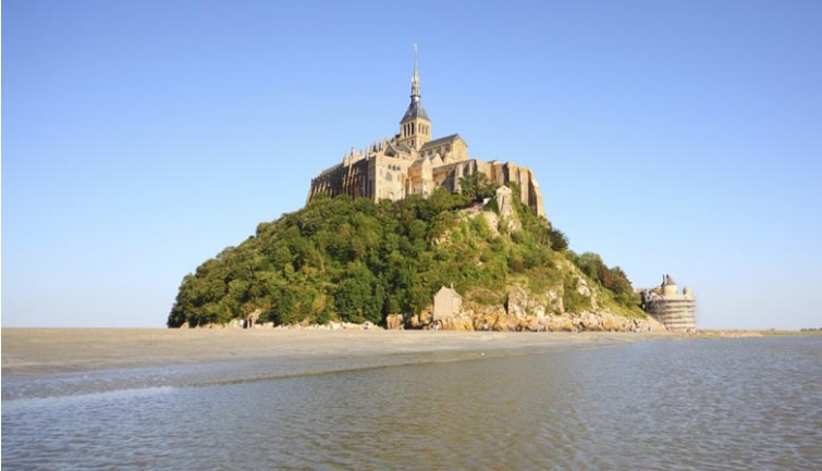 Lose the Shoes: a Low-tide Walk on the Bay of Mt. St. Michel